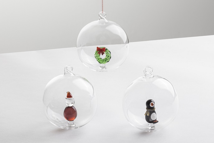 Ichendorf Christmas Balls and Pendents Collection