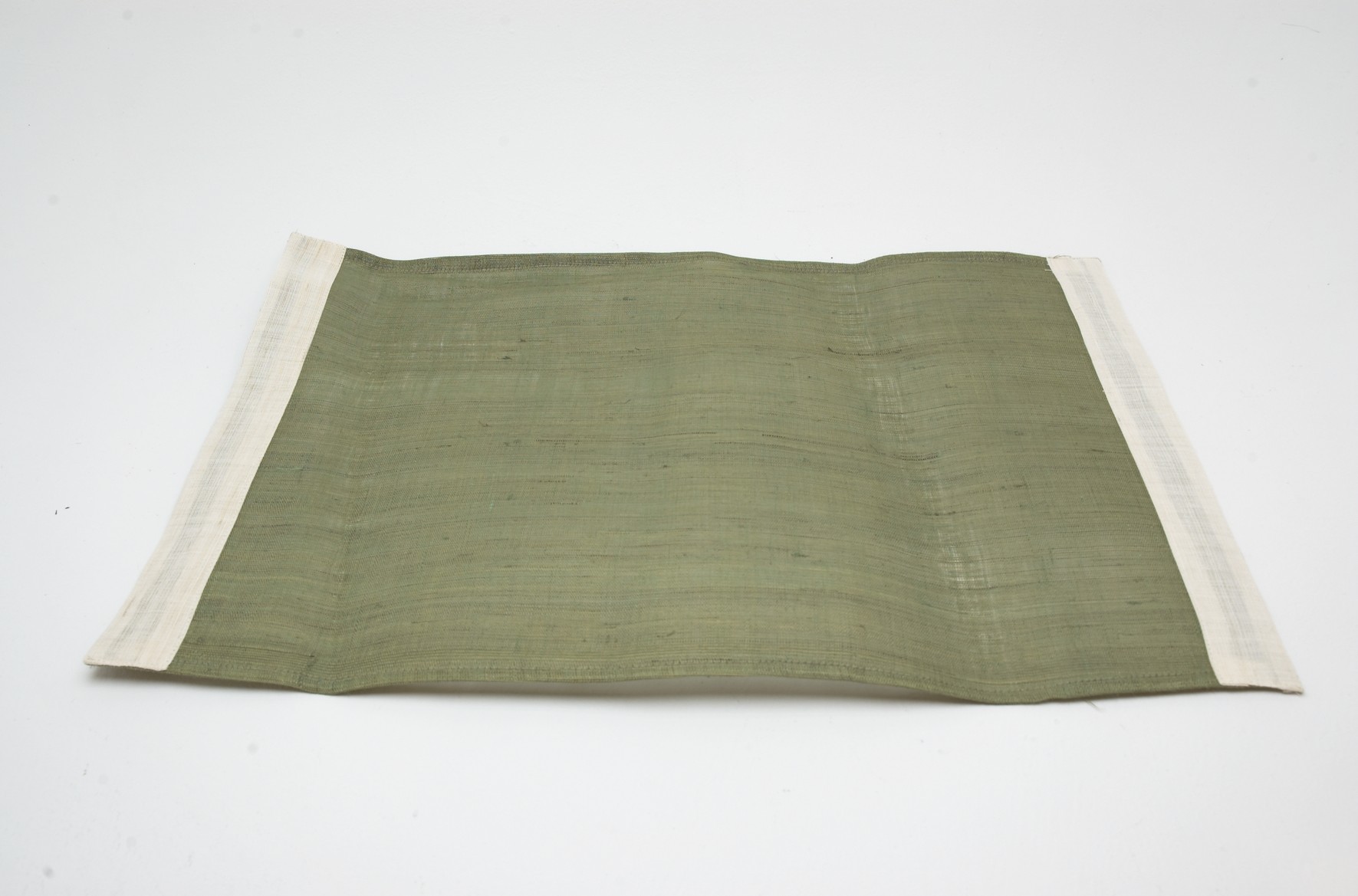 Serax placemat green and cream