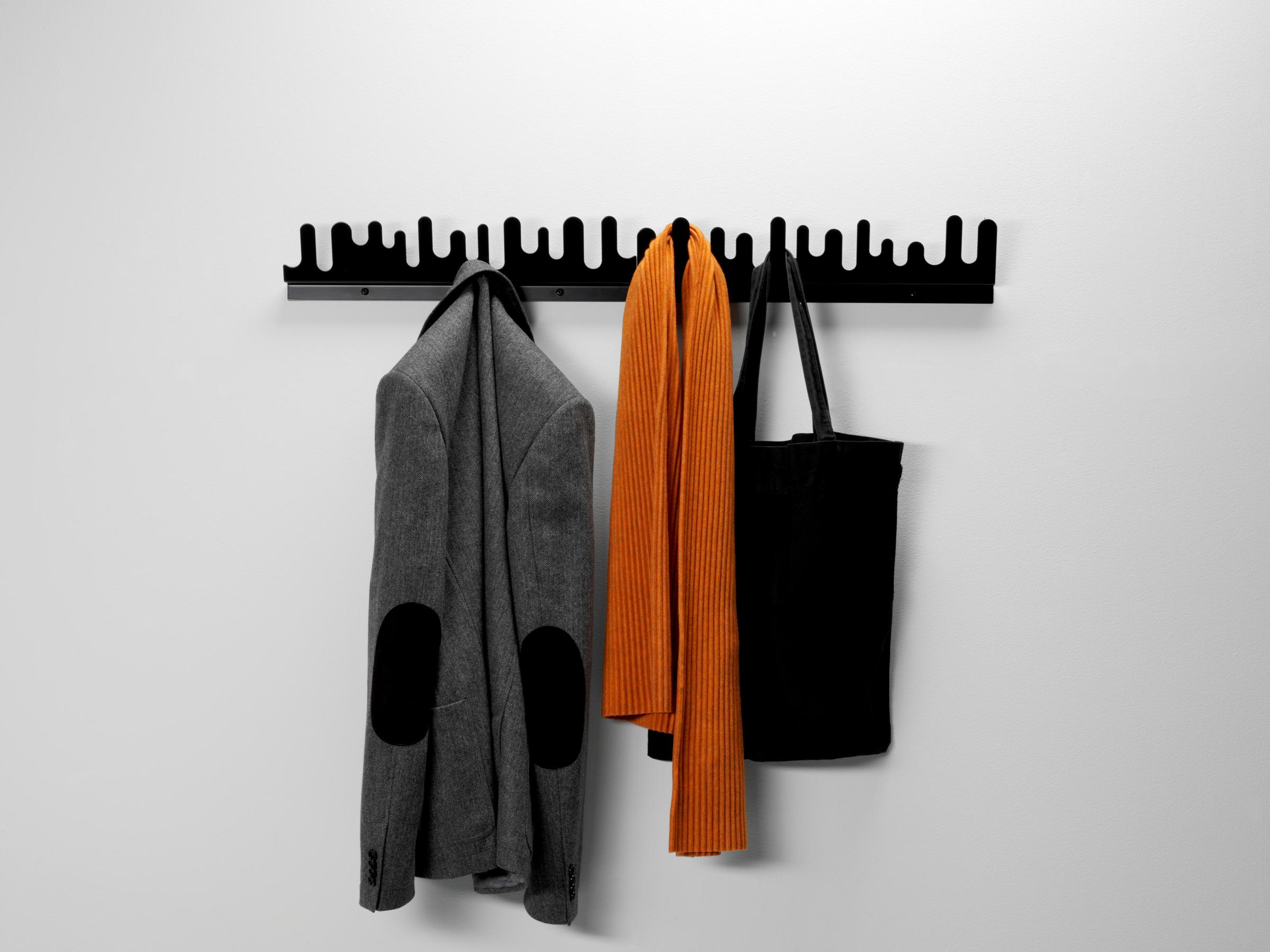 Design House Stockholm Wave Hanger appendiabiti Nero