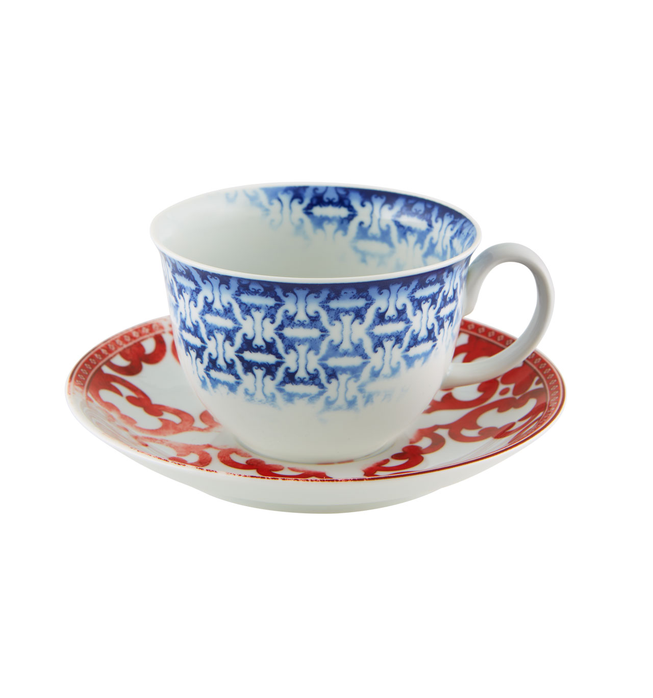 Vista Alegre Collection Timeless tea cup and saucer