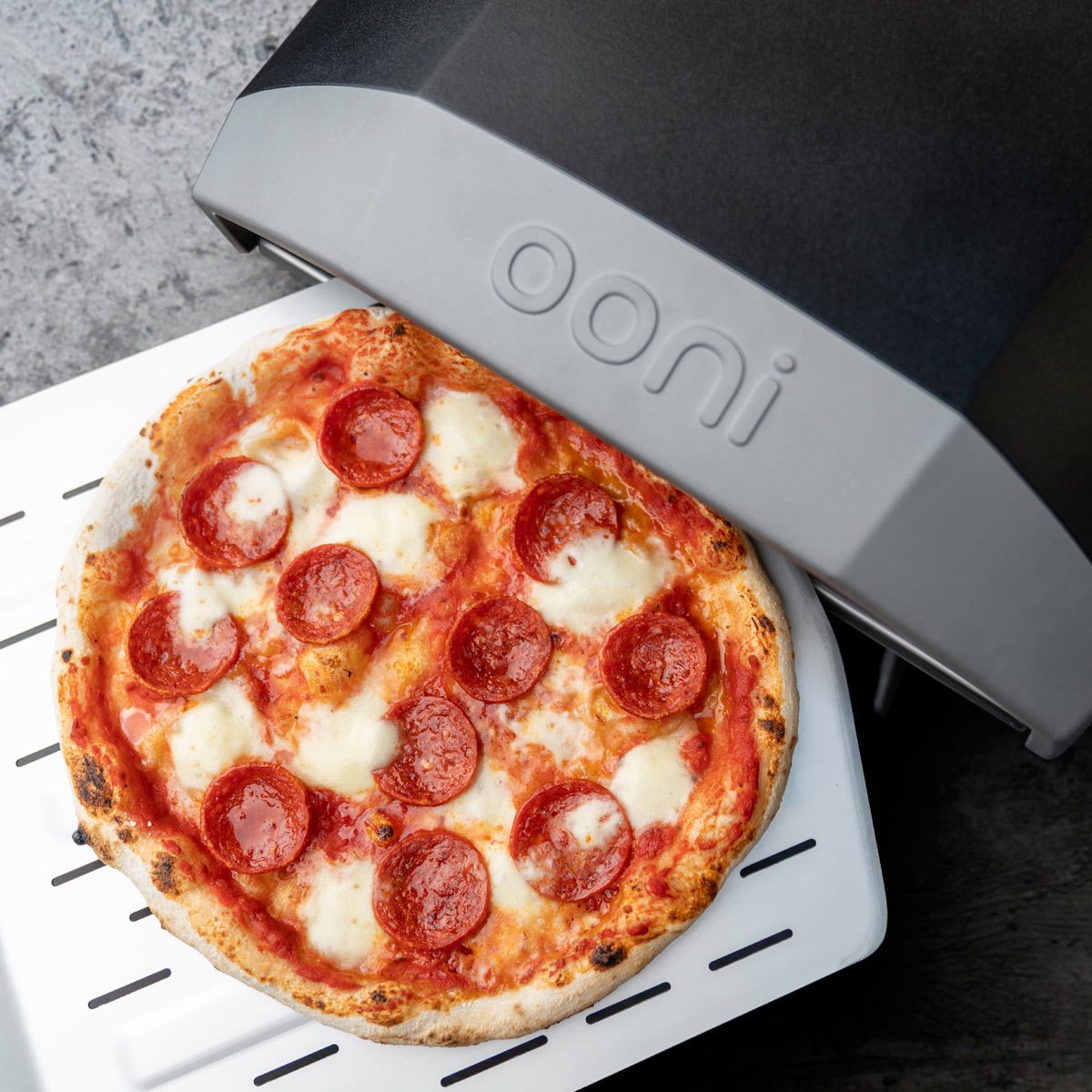 Ooni_koda-12-pizza