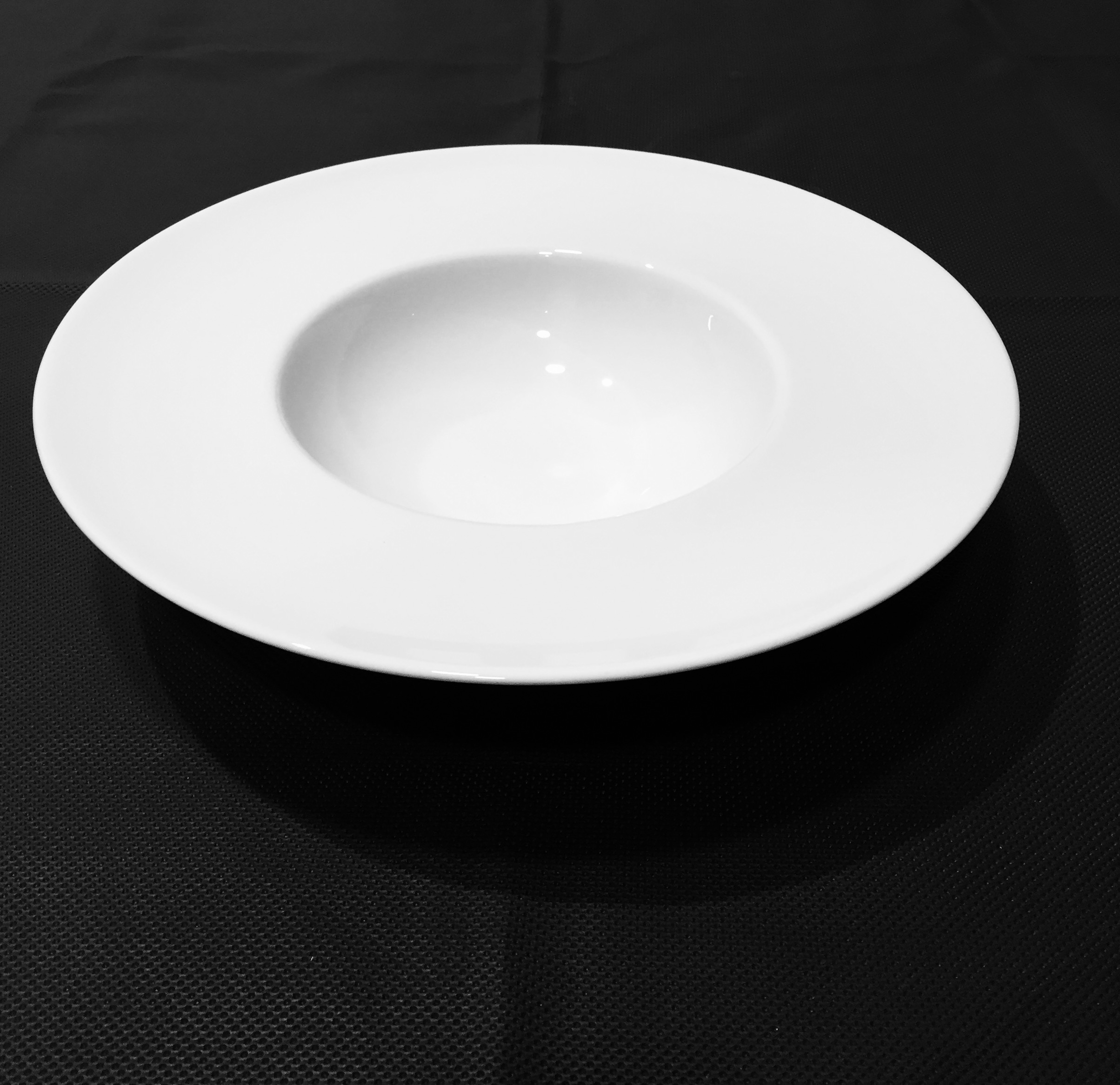 Royale-Moma-Bone-China-3