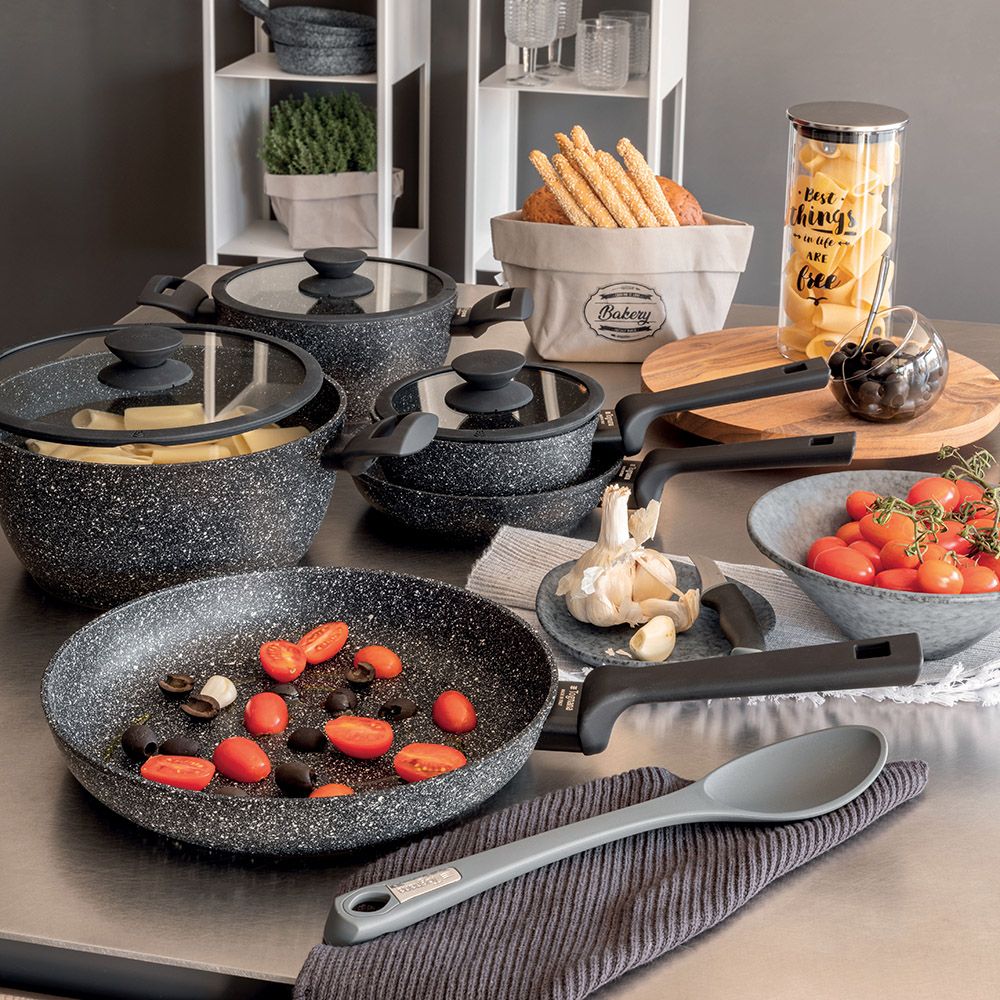 Battery of pots and pans tognana 8 pieces black aluminum authentika line