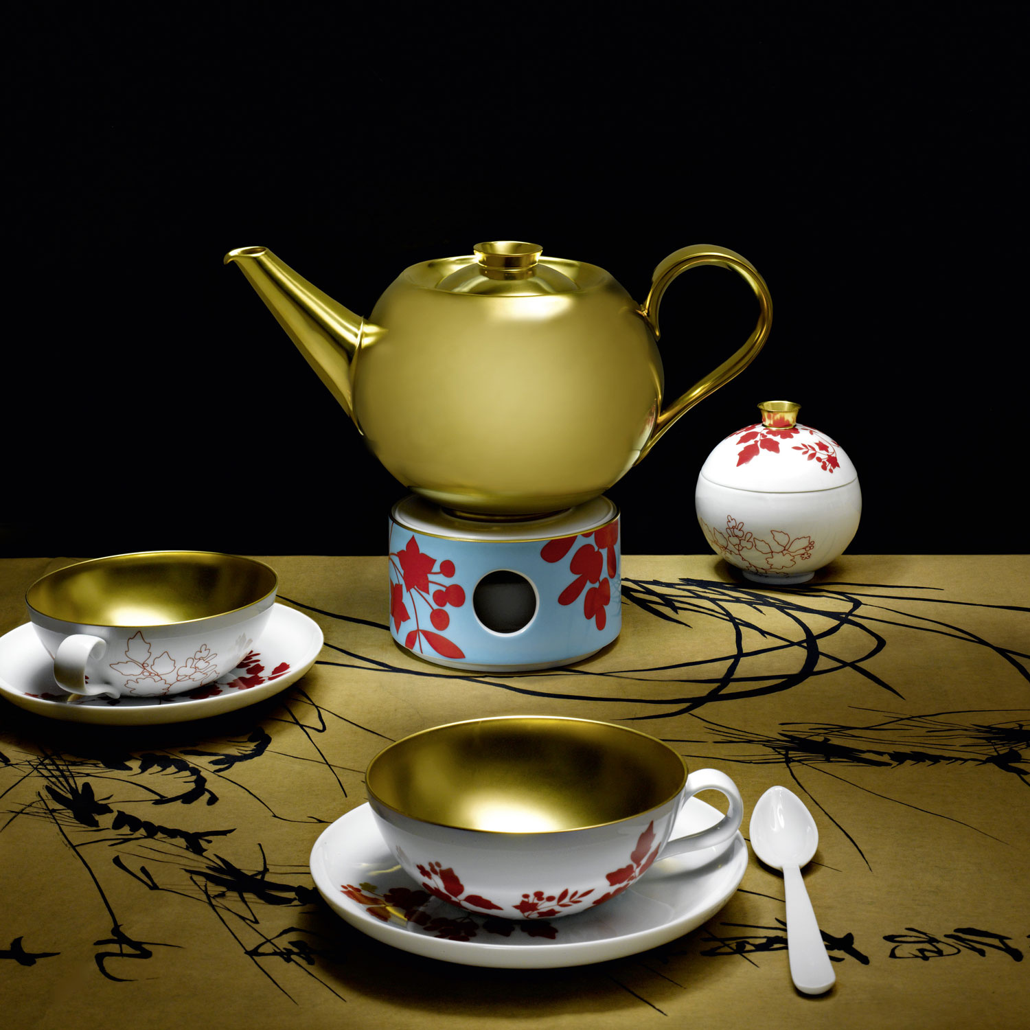 Teapot with Tea Strainer Sieger by Furstenberg Collection My China! Emperor's Garden GOLD 1.45 L