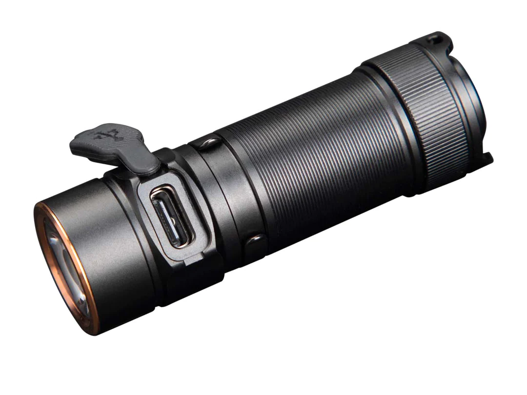 Torcia LED Compatta E18R V2.0 1200 Lumen Fenix