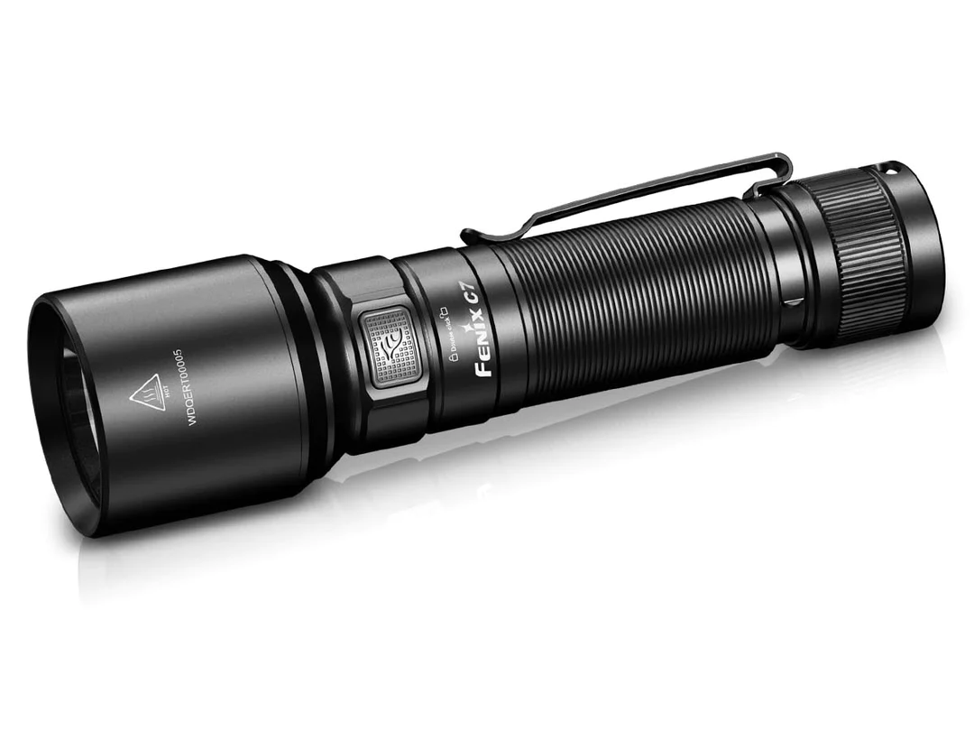 C7 LED Flashlight 3000 Lumen Fenix