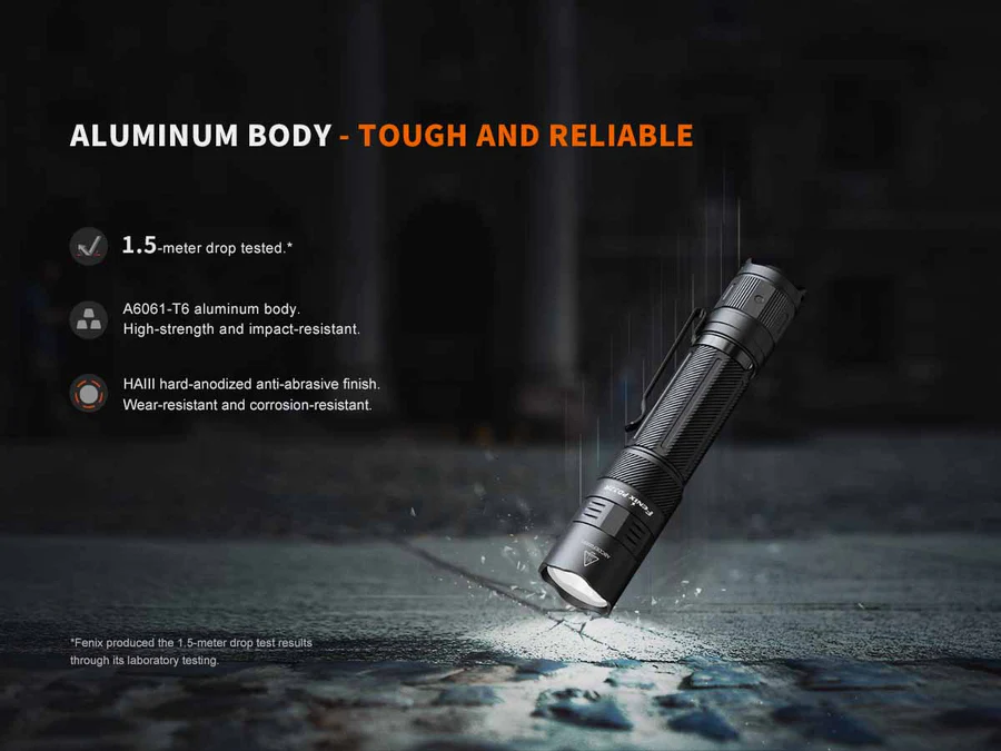 Torcia LED PD32R 1400 Lumen Fenix