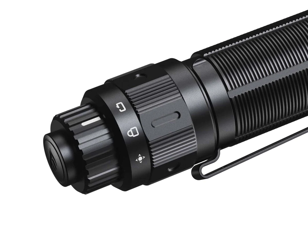 Torcia Led Tattica Militare TK22 TAC 2800 Lumen Fenix