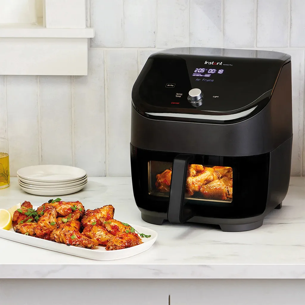 Instant Vortex Plus Clearcook Air Fryer 5.7 Liters Black