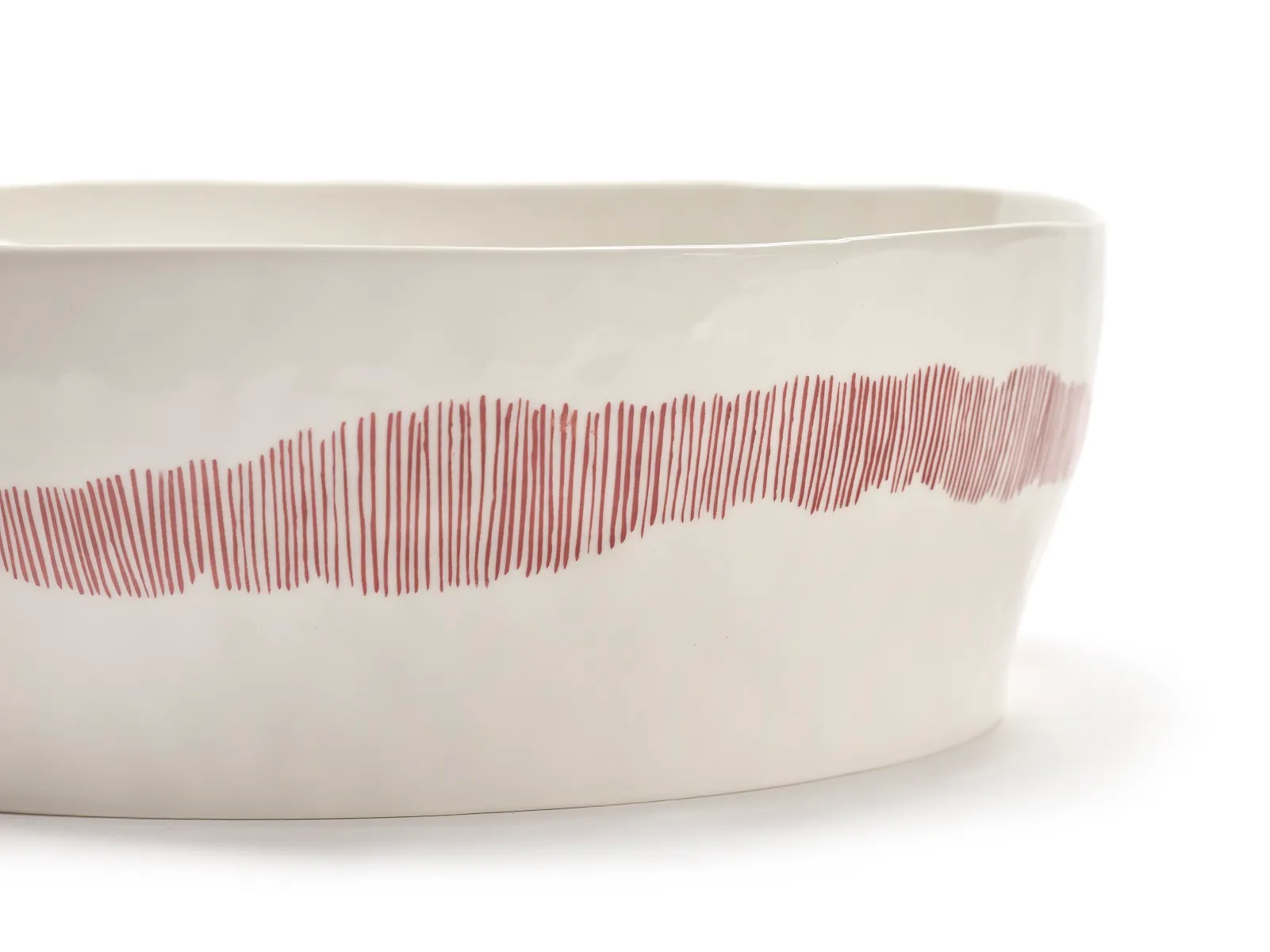 Salad Bowl White Swirl-Stripes Red Feast Ottolenghi by Serax L 28.5 W 28.5 H 9.5 CM