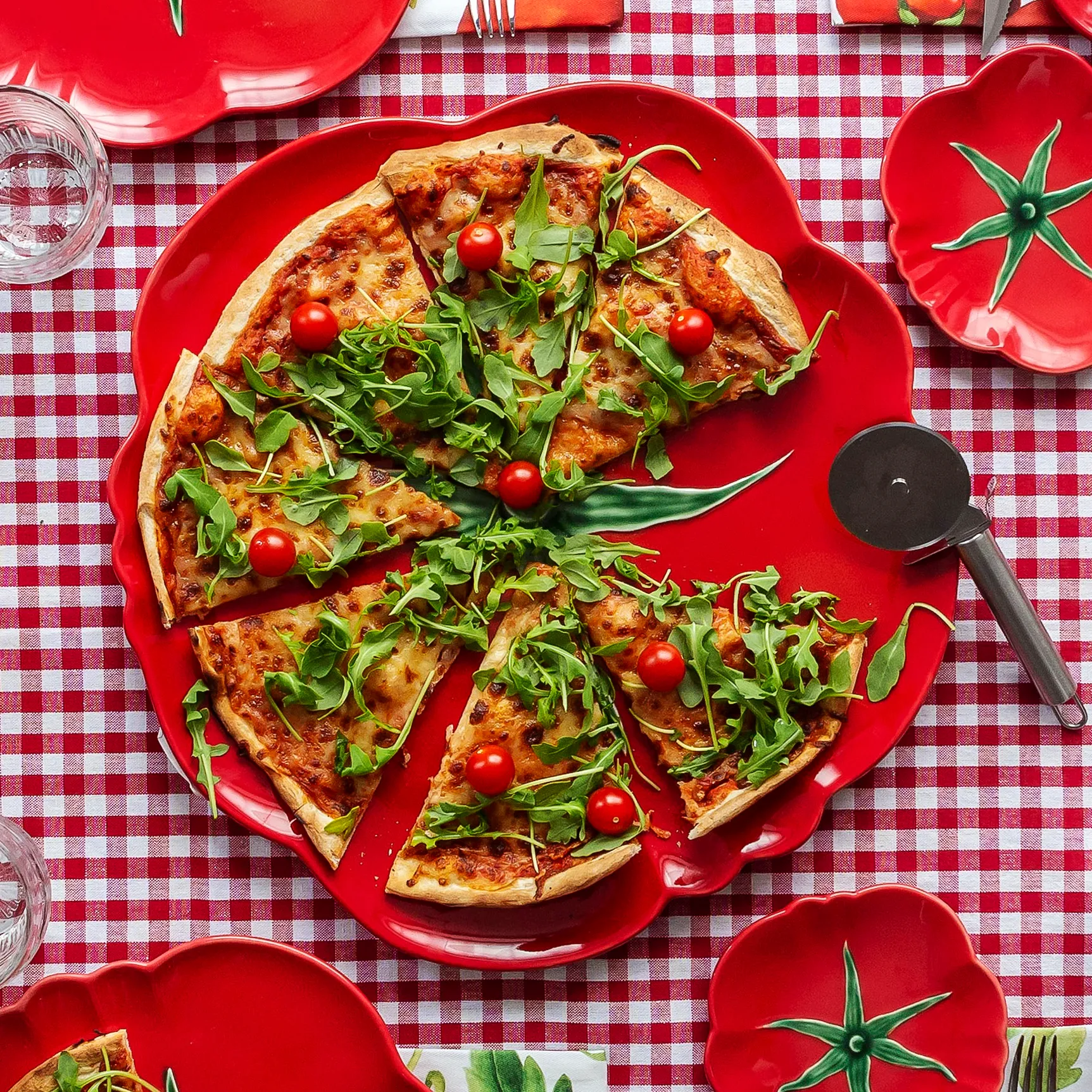 Tomato Pizza Plate Bordallo Pinheiro 30 cm