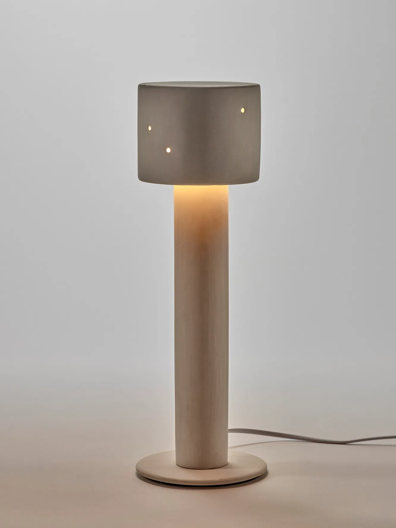Table Lamp Beige Serax Clara 02 L 14.5 W 14.5 H 34.5CM by Anita Le Grelle