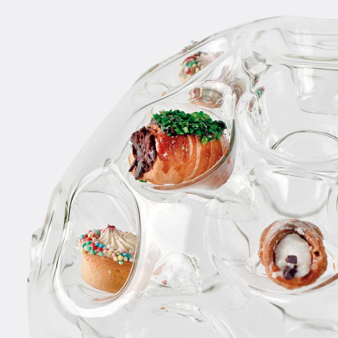 Gennaro 32, glass dessert and finger food holder