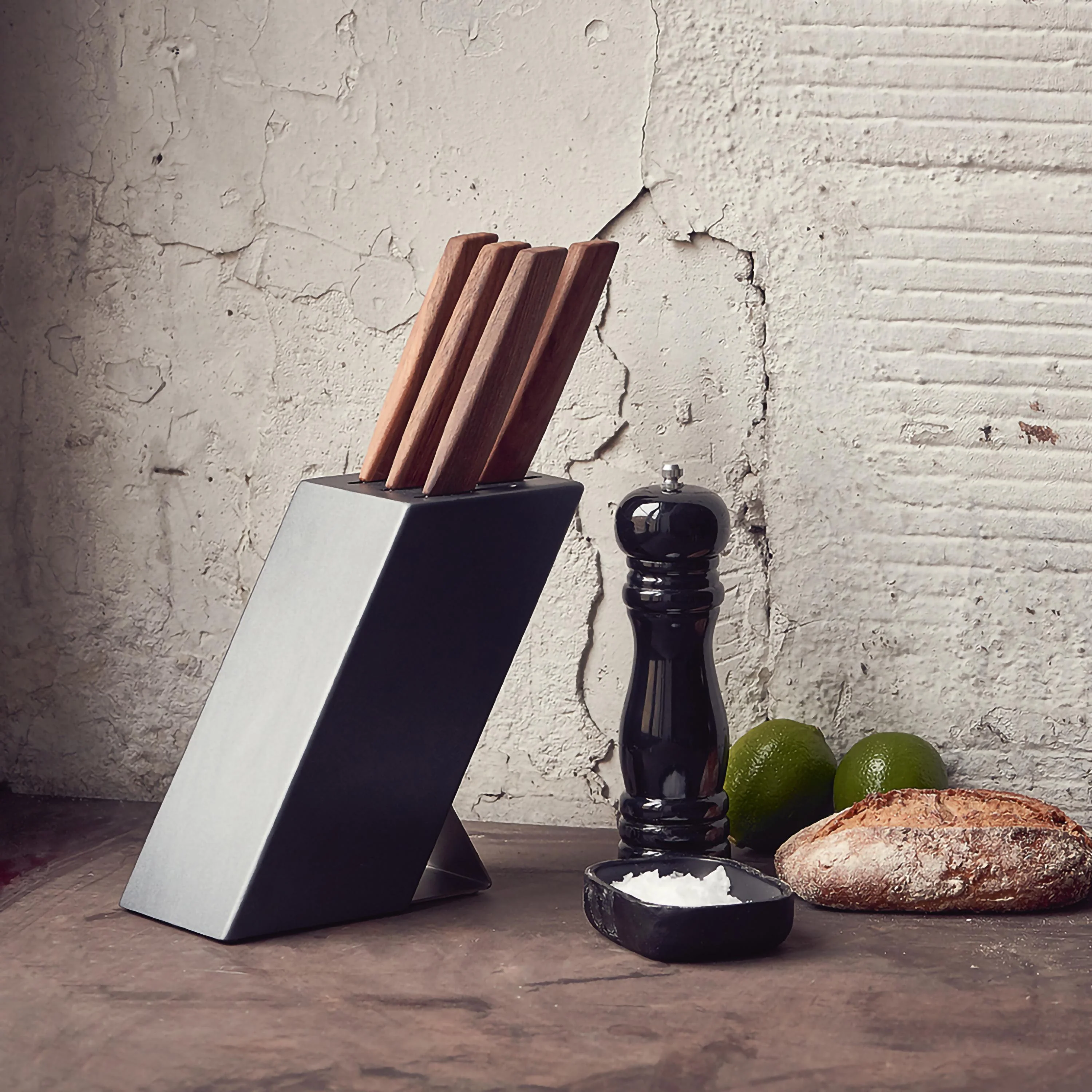 Victorinox Swiss Modern 6 pieces Walnut Knife Block