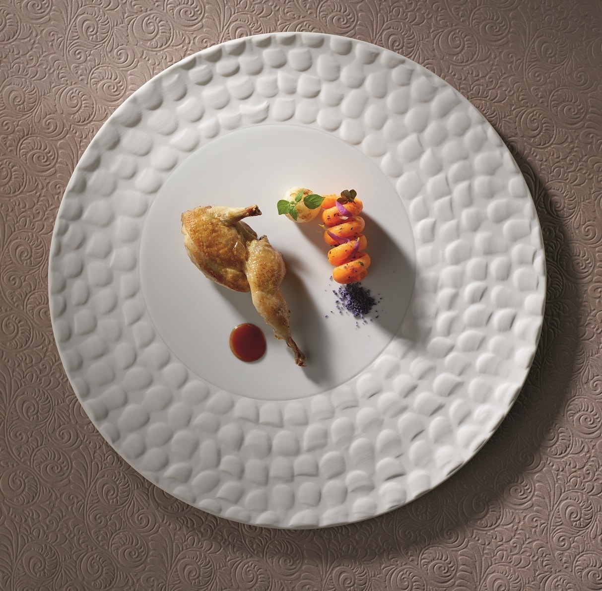 Plate Presentation Vista Alegre Collection Texture Crocodile 33 cm