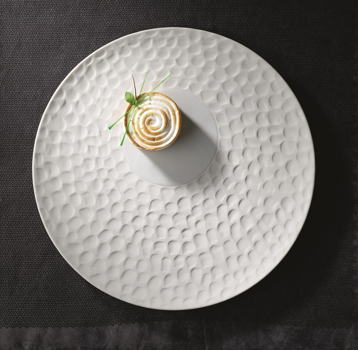 Plate Presentation Vista Alegre Collection Texture Scales 33 cm